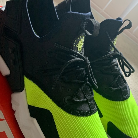 Nike Air Huarache Drift - Picture 4 of 9